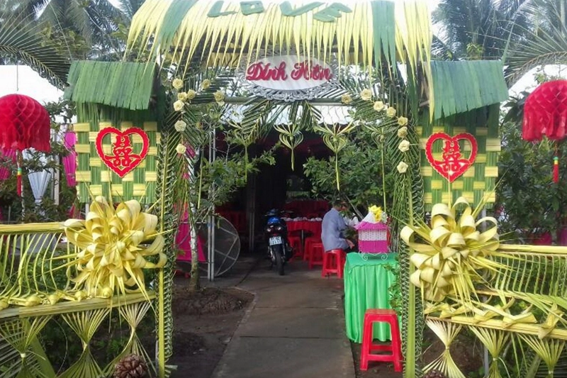 cổng rạp đám cưới ở quê bằng tre